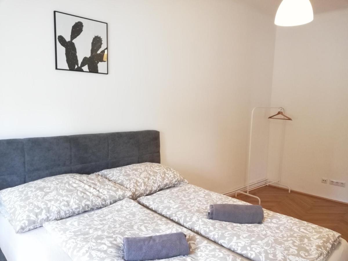 Central Living - Schoenbrunn * Viena