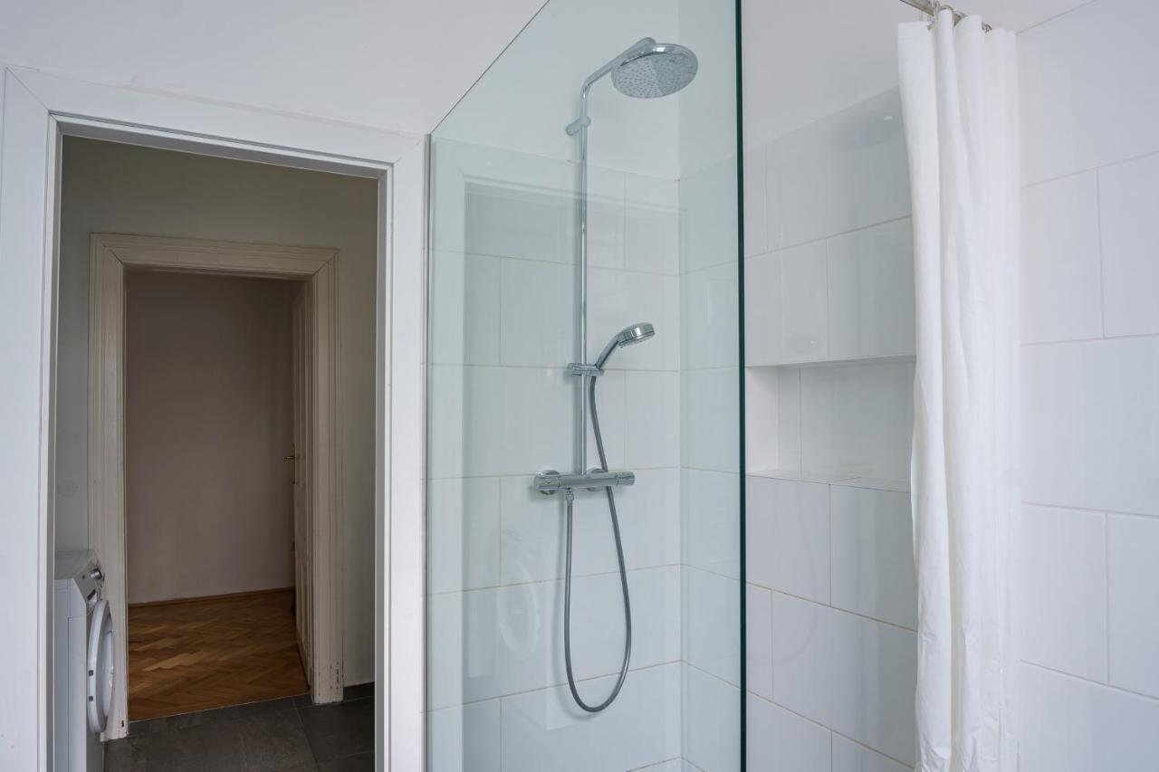 Central Living - Schoenbrunn Apartamento *