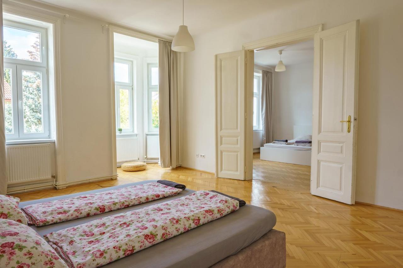 Central Living - Schoenbrunn * Viena