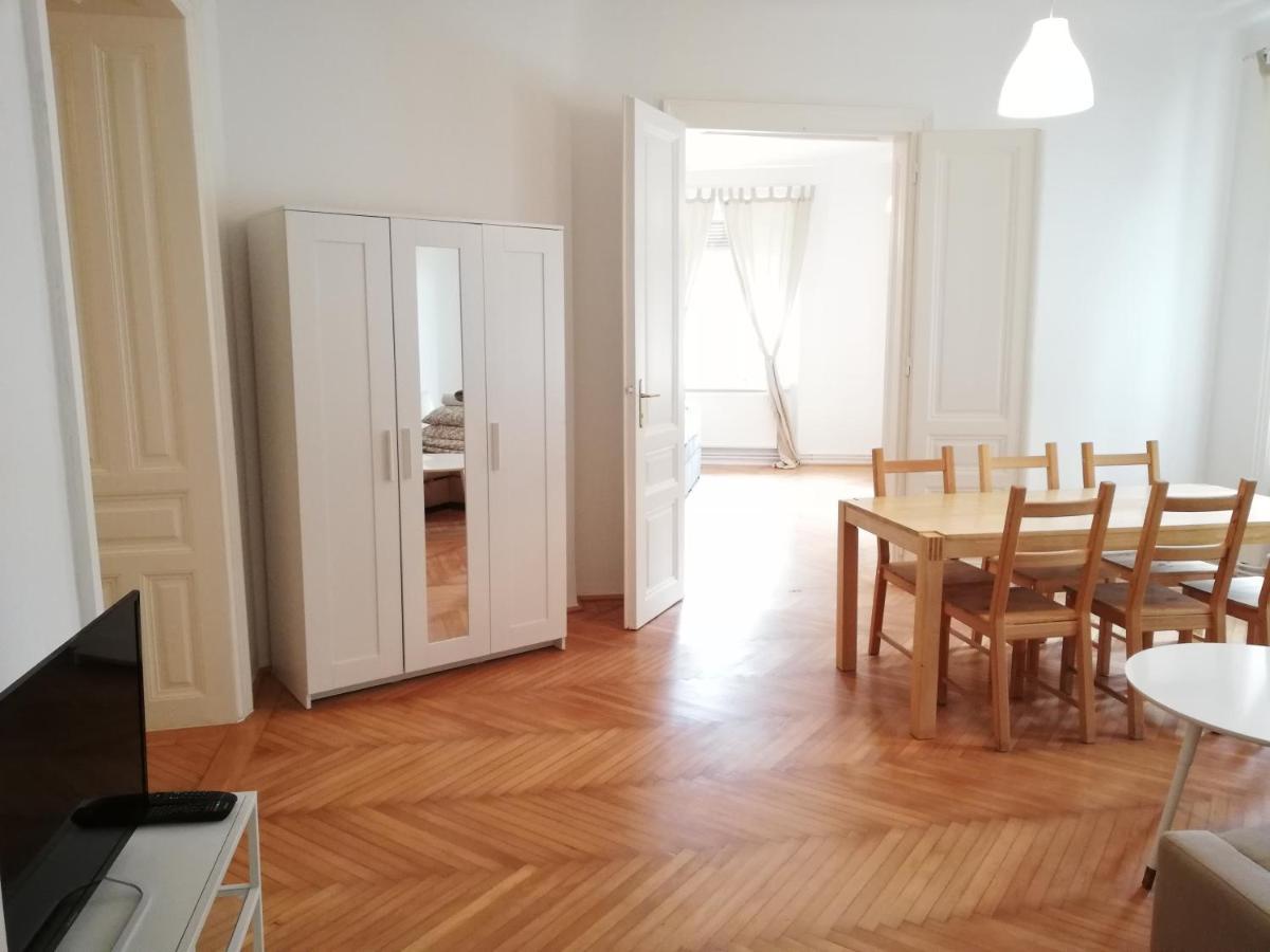 Living - Schönbrunn Apartment Wien